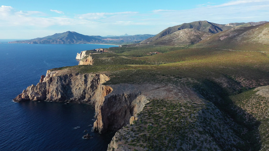 撒丁岛地中海西部崎岖海岸意大利地中海的撒丁岛Sardegna视频