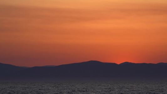 美丽日落时海景全景的海景视频