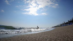 在阳光明媚的夏日海滩26秒视频