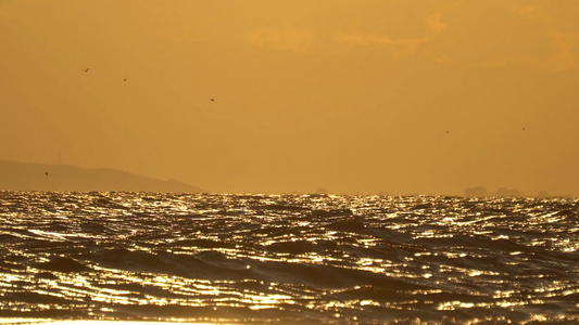 日落海浪令人惊叹的背景画面视频