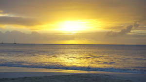 奇异的卡比巴海滩上美丽的日落15秒视频