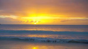 奇异的卡比巴海滩上美丽的日落18秒视频