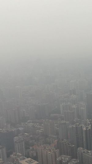 雾霾下的广州航拍中国55秒视频