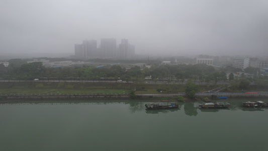 江河烟雨航拍视频