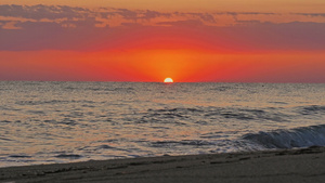 日出海太阳照光海滩4公里20秒视频