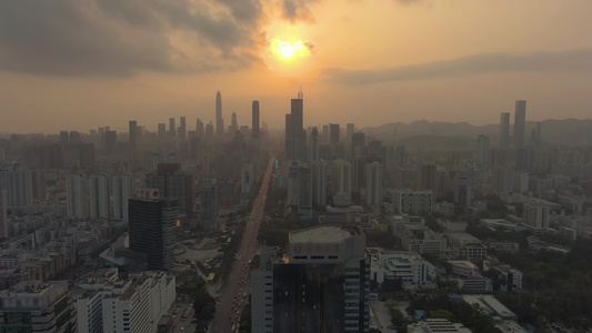日落时六深城市风景中国中国空中观测无人驾驶飞机从侧向视频