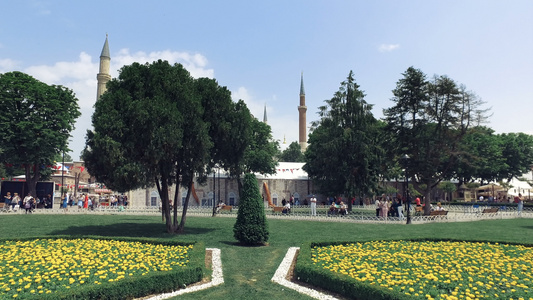 从苏丹赫梅特公园向火鸡岛伊斯坦堡的阿亚苏菲亚视频