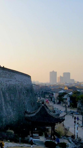 航拍南京民城墙风光天际线视频