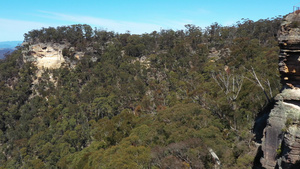 在澳洲新南面的新的区域瓦雷斯上赫桑壁岩形成58秒视频