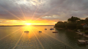 施塔恩贝格湖的日落20秒视频