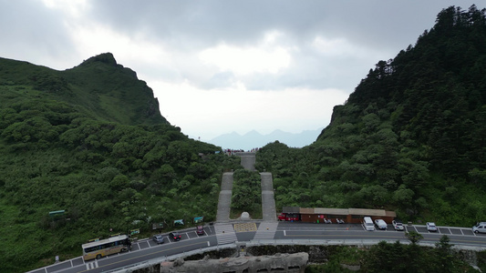 航拍湖北神农架神农顶景区神农谷视频