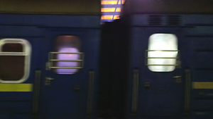 乘车客运火车经过51秒视频