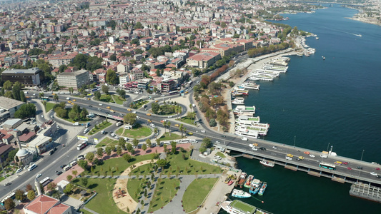 Bosphorus上的伊斯坦布尔岛交通交叉口4k视频