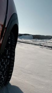 实拍第一视角GOPRO运动相机拍摄汽车轮胎雪地漂移幻灯片视频