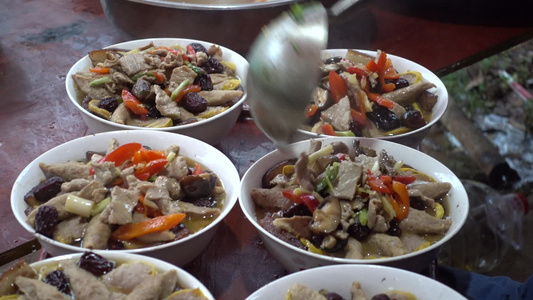 乡村喜宴上的土头碗蒸肉丸4k视频视频