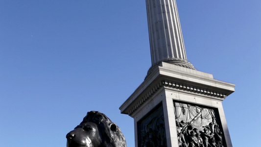 狮子雕像和纳尔逊的专栏伦敦视频