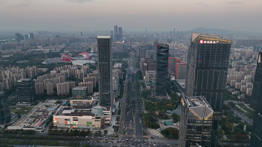 航拍落日时分的南京河西中央商务区视频