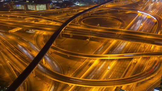 夜景下的道路交叉口视频