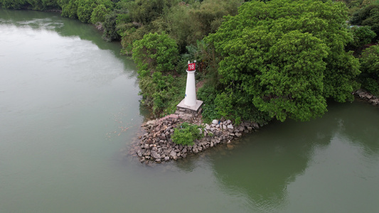 河流灯塔航拍视频