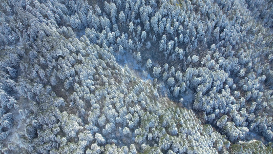 4K冬季山峰雪景大山自然风光航拍视频视频