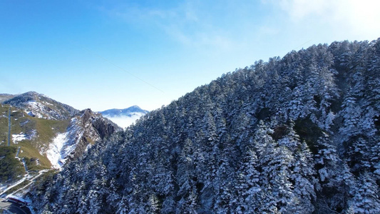 4K冬天山峰自然风光雪景视频