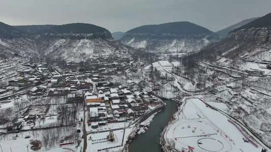 航拍雪后山区乡村宛如水墨画视频