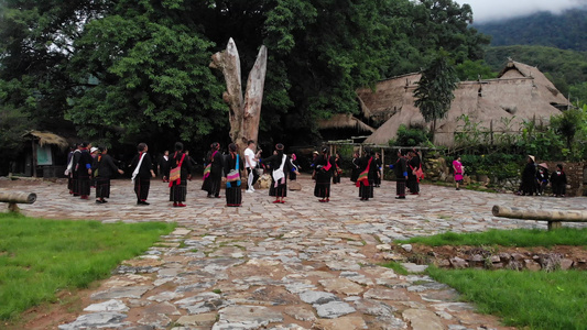 少数民族部落节日庆祝载歌载舞航拍视频
