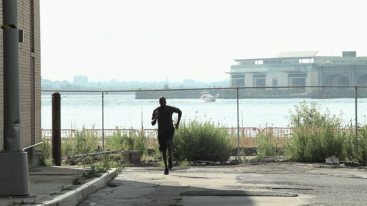 布鲁克林的男跑步者视频