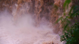 4K实拍自然灾害河流洪水 36秒视频