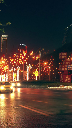 实拍新年城市街道夜景视频素材回家过年57秒视频