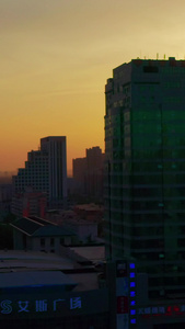 城市夕阳航拍城市建筑视频