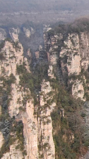 航拍张家界石林雪景29秒视频