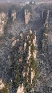 航拍张家界石林雪景视频