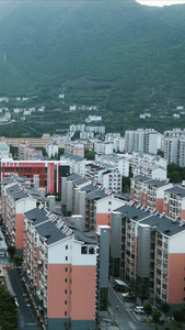 湖北襄阳新山城市建设竖屏航拍视频