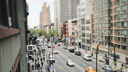 美国纽约市街道的交通和行人视频