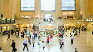 美国纽约市大中央车站来来往往的人们29秒视频
