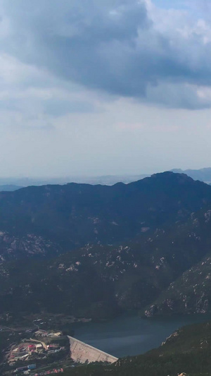 航拍崂山风景区巍峨山脉青岛崂山102秒视频