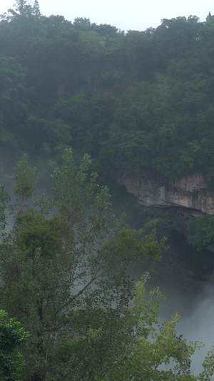 贵州黄果树瀑布风光美景高山流水14秒视频