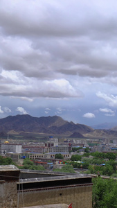 日喀则城市全景风光延时视频西藏旅游视频