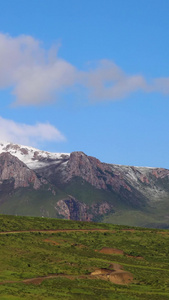 高原山脉雪峰延时视频自驾旅游视频