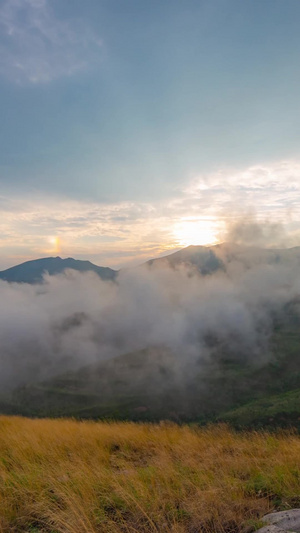 陕西省咸阳市淳化县仲山唐贞陵平流雾夕阳延时延时摄影15秒视频