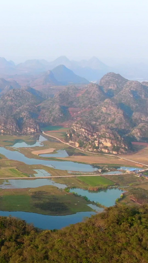 航拍5A景点万峰林立的水上田园湿地公园普者黑景区视频自然风光47秒视频