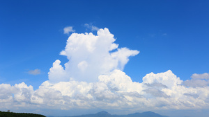 翻腾的云朵高清蓝天白云4K素材15秒视频