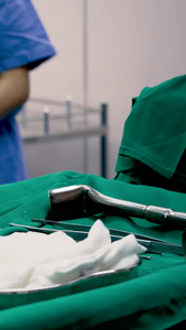 实拍医院手术室手术场景手术器械视频