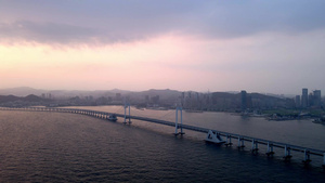 大连星海大桥日落航拍4K102秒视频