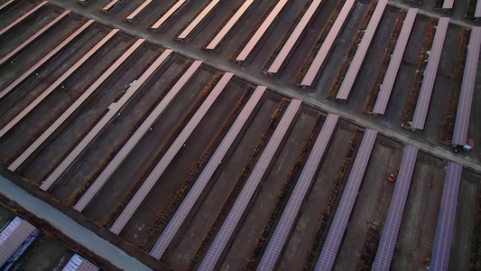 光伏能源太阳能板航拍视频