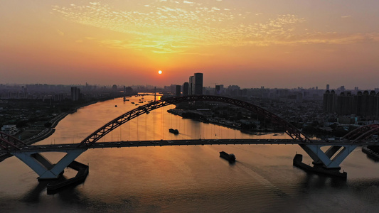 4K广州新光大桥日落航拍视频