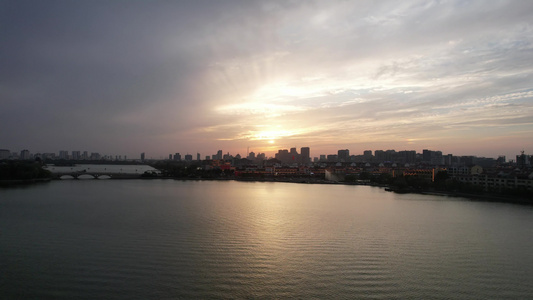 城市夕阳晚霞火烧云夜景降临山东聊城 视频