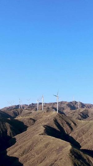 航拍风力发电风车场清洁能源92秒视频