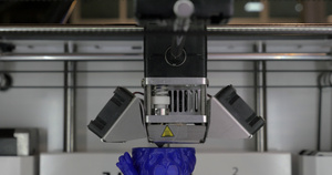 用3D打印机打印塑料模型22秒视频